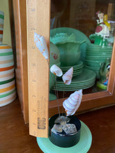 Load image into Gallery viewer, Vintage Seashell Kinetic