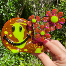 Load image into Gallery viewer, Purple & Green Smiley w Flowers