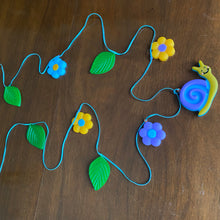 Load image into Gallery viewer, Snail Garland