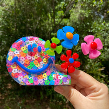 Load image into Gallery viewer, Confetti Smiley Kinetic
