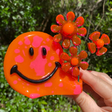 Load image into Gallery viewer, Pink & Orange Smiley w Flowers