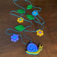 Load image into Gallery viewer, Snail Garland
