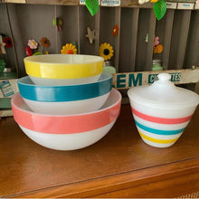 Load image into Gallery viewer, Fire King Colonial Band Set