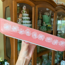 Load image into Gallery viewer, Pyrex Pink Daisy Space Saver 548B