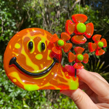 Load image into Gallery viewer, Pink & Green Smiley w Flowers