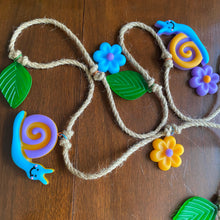 Load image into Gallery viewer, Snail Garland