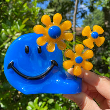 Load image into Gallery viewer, Blue & Orange Smiley w Flowers