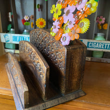 Load image into Gallery viewer, Mail Sorter with Flowers