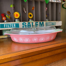 Load image into Gallery viewer, Pyrex Pink Daisy Divided Dish