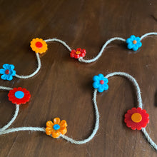 Load image into Gallery viewer, Flower Garland