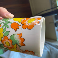 Load image into Gallery viewer, Four Pedestal Mugs Floral