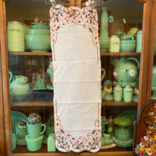 Load image into Gallery viewer, Acorn Table Runner