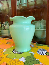 Load image into Gallery viewer, McKee Sarah Vase