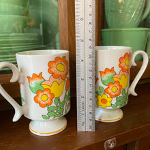 Load image into Gallery viewer, Four Pedestal Mugs Floral