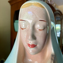 Load image into Gallery viewer, Antique Mary Planter
