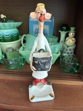Load image into Gallery viewer, Holt Howard Doctor Ashtray
