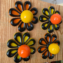 Load image into Gallery viewer, FOUR Black Yellow Orange w/ Knobs
