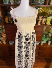Load image into Gallery viewer, NEW Juicy Maxi Dress Small

