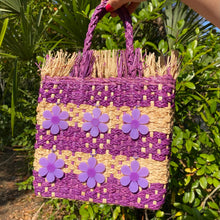 Load image into Gallery viewer, Purple Raffia Flower Bag
