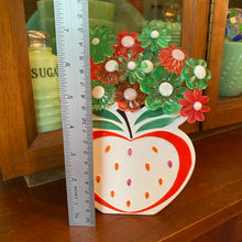 Load image into Gallery viewer, Apple Pocket with Flowers
