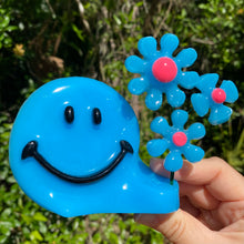 Load image into Gallery viewer, Blue Smiley w Flowers
