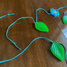 Load image into Gallery viewer, Snail Garland

