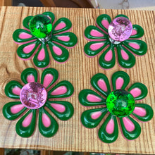 Load image into Gallery viewer, FOUR Green &amp; Pink Glass Knobs
