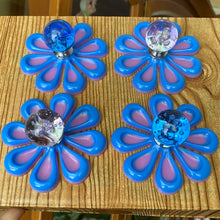Load image into Gallery viewer, FOUR Blue &amp; Lavender Glass Knobs
