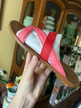 Load image into Gallery viewer, COACH Sz 10 Sandals
