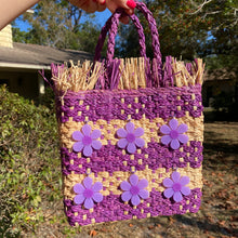 Load image into Gallery viewer, Purple Raffia Flower Bag
