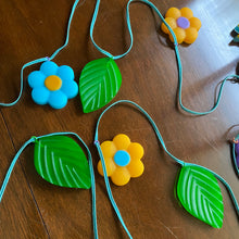 Load image into Gallery viewer, Snail Garland

