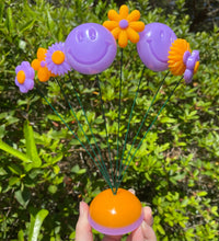 Load image into Gallery viewer, Smiley Face &amp; Flower Kinetic
