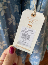 Load image into Gallery viewer, New! Wrangler Denim Dress Sz Medium
