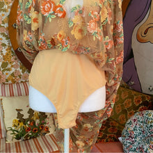 Load image into Gallery viewer, NEW Lace Floral Maxi Dress XS
