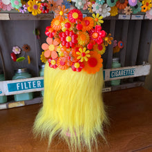 Load image into Gallery viewer, Hairy Pot and Flowers
