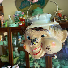 Load image into Gallery viewer, Tilso Teapot Bee on Nose
