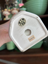 Load image into Gallery viewer, Holt Howard Artist Ashtray
