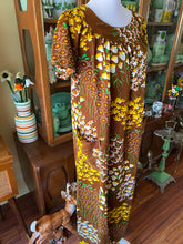 Load image into Gallery viewer, Vintage Brown Floral Dress Medium

