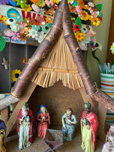 Load image into Gallery viewer, Large Vintage Manger &amp; Figures
