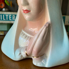 Load image into Gallery viewer, Antique Mary Planter
