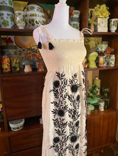 Load image into Gallery viewer, NEW Juicy Maxi Dress Small
