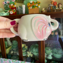 Load image into Gallery viewer, SET Elephant Teacups
