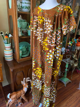 Load image into Gallery viewer, Vintage Brown Floral Dress Medium
