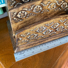 Load image into Gallery viewer, Mail Sorter with Flowers
