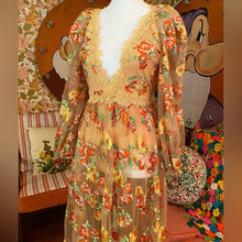 Load image into Gallery viewer, NEW Lace Floral Maxi Dress XS
