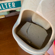 Load image into Gallery viewer, Antique Mary Planter
