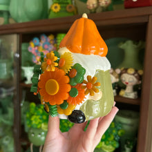 Load image into Gallery viewer, Gnome with Flowers
