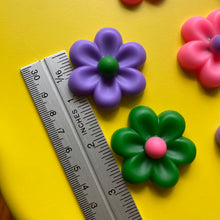 Load image into Gallery viewer, Flower Magnet Set
