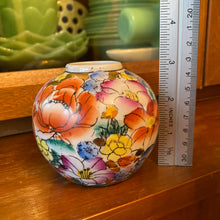 Load image into Gallery viewer, Asian Floral Vase
