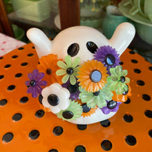 Load image into Gallery viewer, Ghost with Flowers
